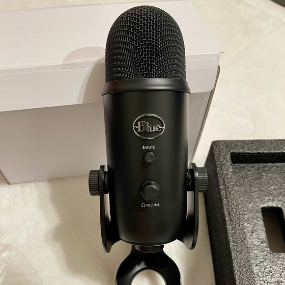 Blue Yeti - Picture 9 of 11
